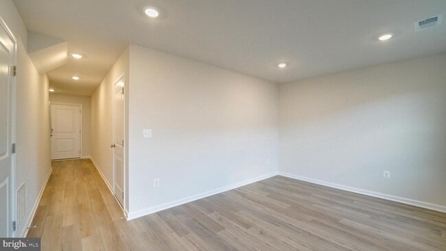 Photo - 103 Brashear Ct