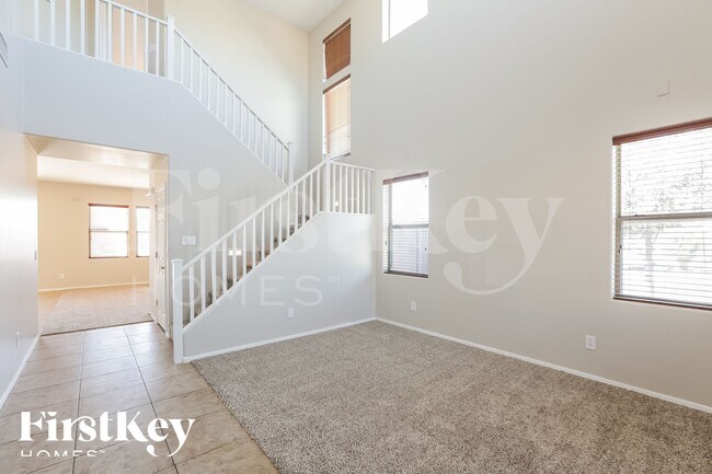 Photo - 2639 W Tamarisk Ave