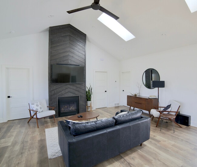 Photo - 1830 22nd St S