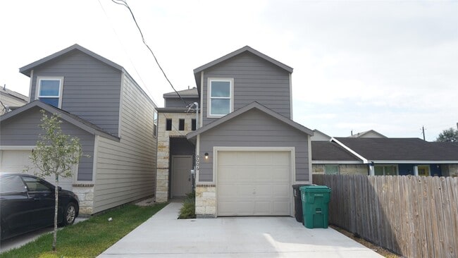 Photo - 9006 Intervale St