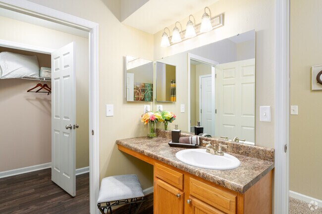 2BR, 2BA - 1,159SF