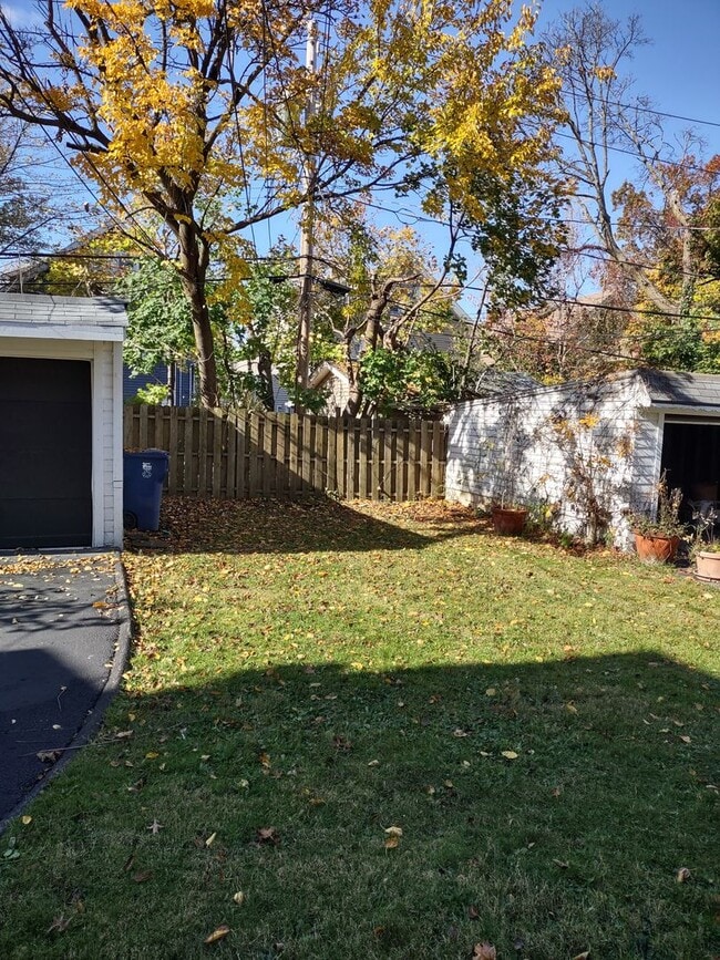 Photo - 2174 Oakdale Rd Unit Upper