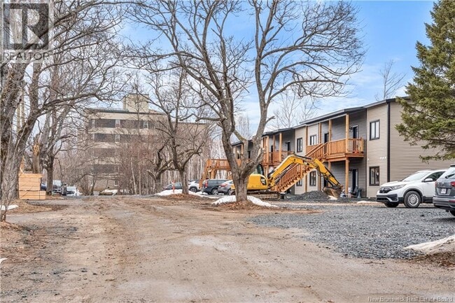 1300 Golden Park Crescent Unit 1