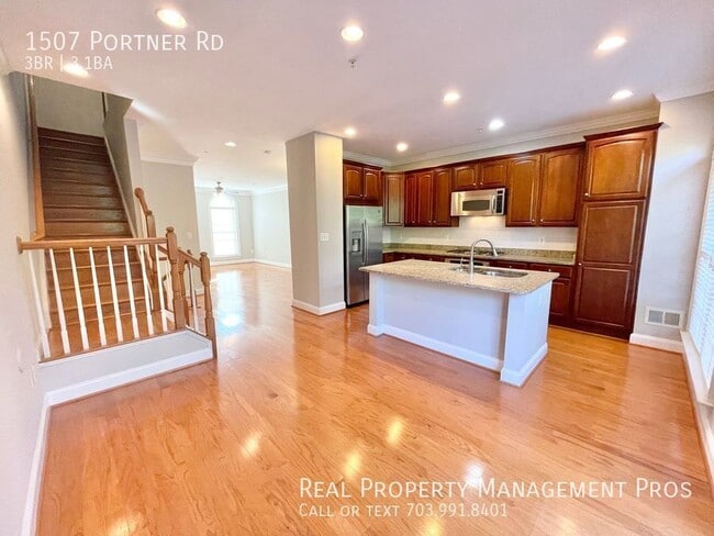 Photo - 1507 Portner Rd