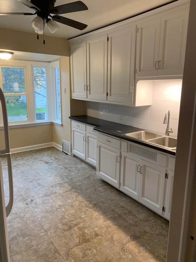 Photo - 8012 W North Ave Unit 4