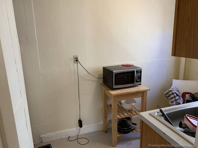 Photo - 4 Woodstock Ave