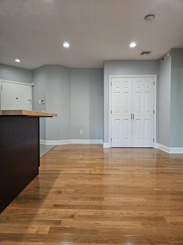 Photo - 93 Hempstead Ave