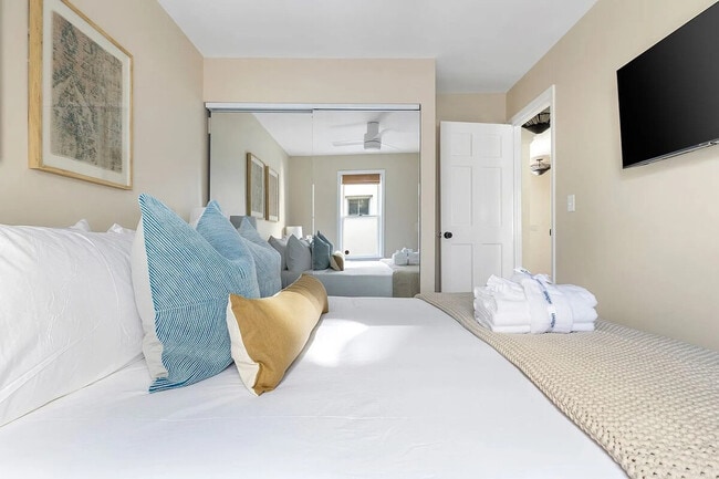 Photo - 4 Gateway Walk Unit ID1344777P