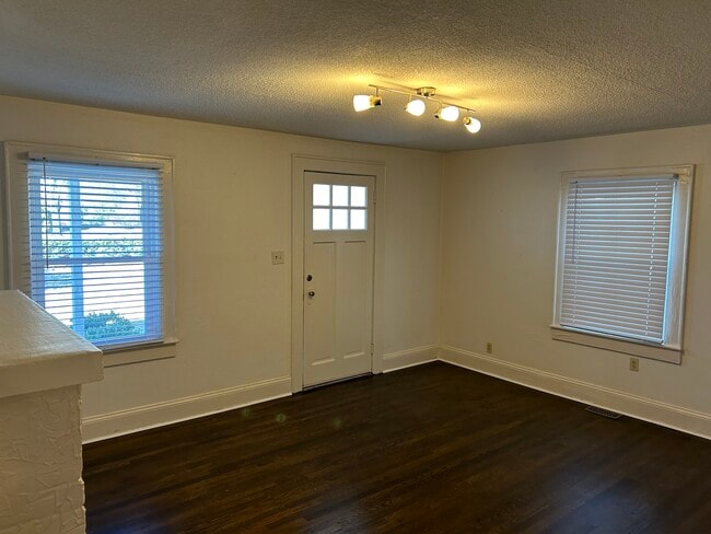 Photo - 1002 4th Street Dr NW Unit 1002 4th Street Drive NW