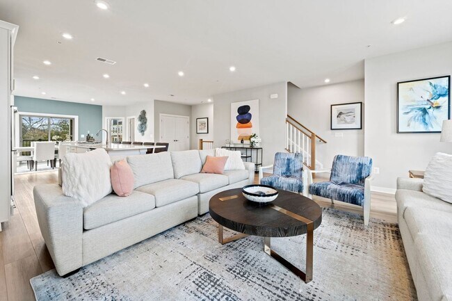 Photo - 13508 Innovation Station Lp Unit 13508