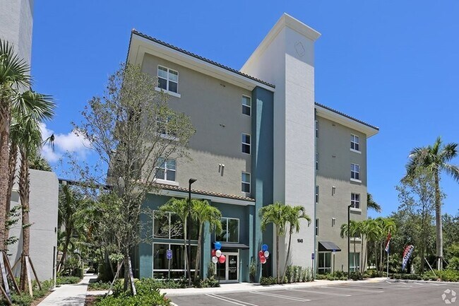 Photo - Santorini at Renaissance Commons