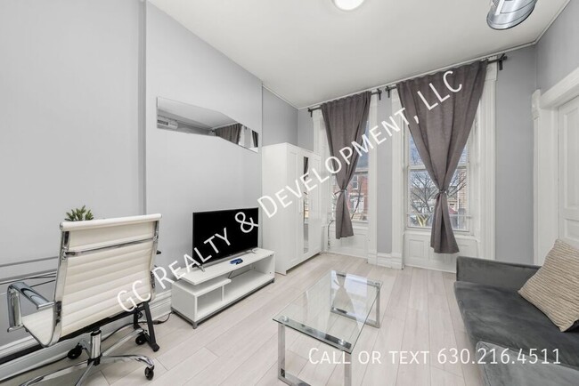 Photo - 2307 S Leavitt St Condo Unit 2