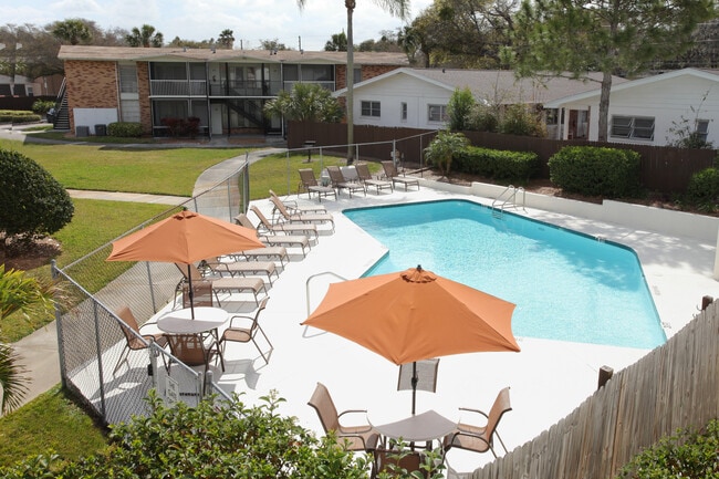 Building Photo - Lindru Gardens