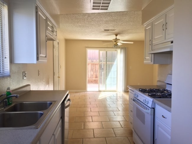 Photo - Citrus Heights 3 bedroom