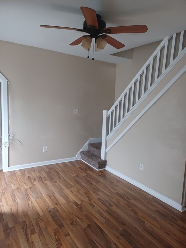 Photo - 1107 Hull St