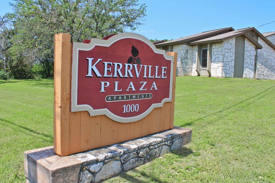 Kerrville Plaza Apartments For Rent in Kerrville, TX
