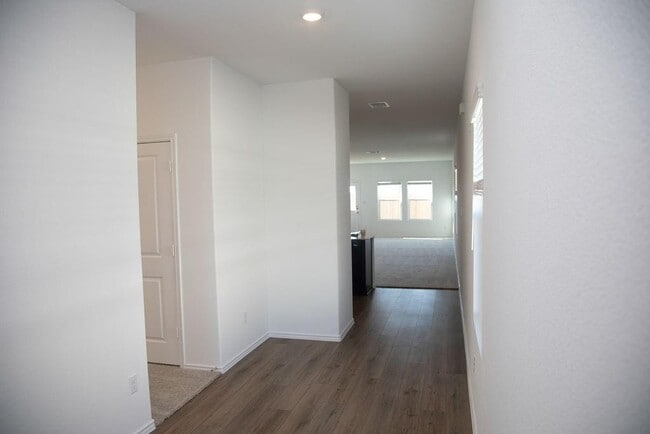 Photo - 1127 Catfish Ln