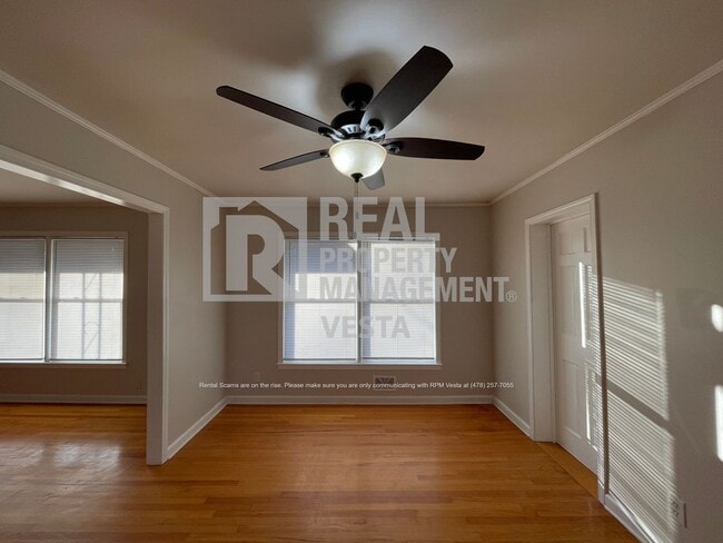 Photo - 7162 Everett Dr