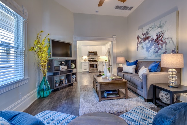 1 habitación, apartamento superior este - 1504 Q St