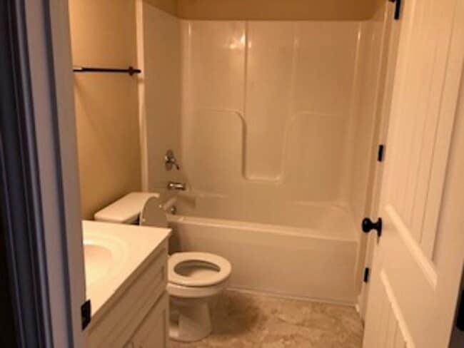 Photo - 142 Buckhaven Way Unit 142