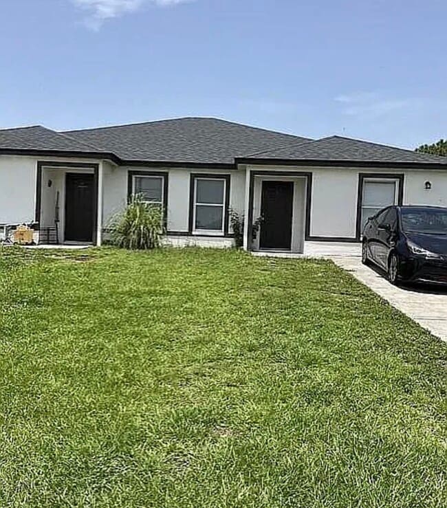 Photo - 1031 Abrams Blvd Unit One side duplex