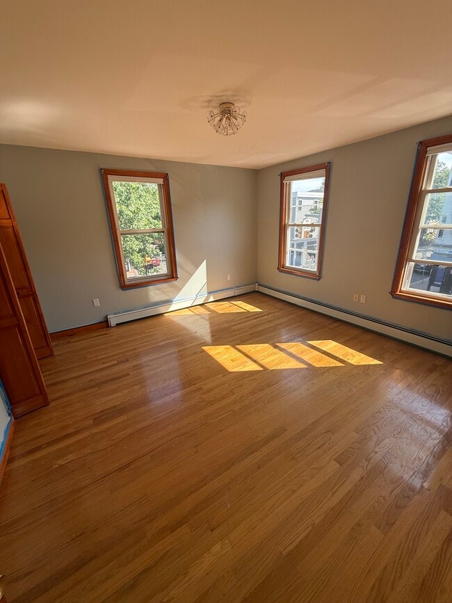Building Photo - 199 Harvard St Unit 2 Rental