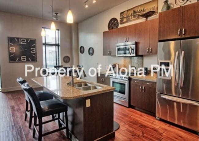 Photo - 419 S 8th St
