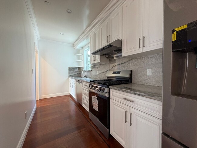 Photo - 261B Dolores St