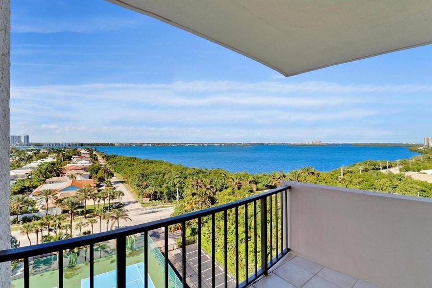 Photo - 4200 N Ocean Dr
