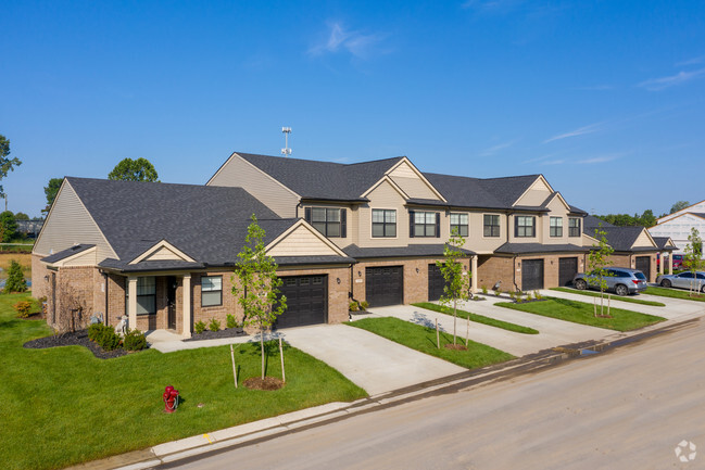 Northgate Canton - Northgate Canton Townhomes