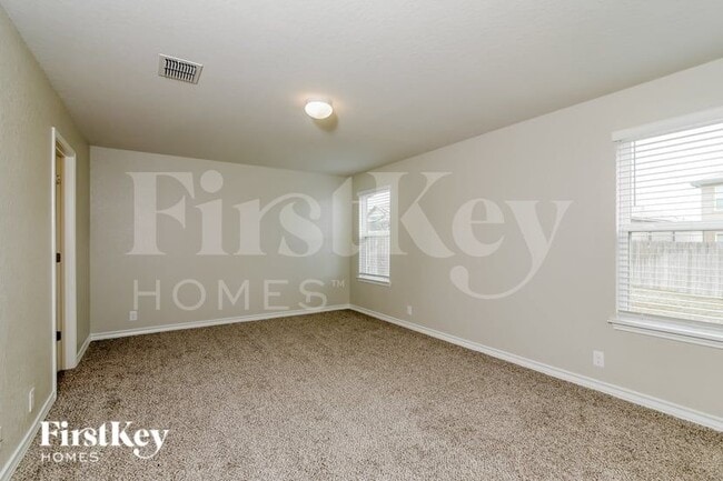 Photo - 13327 Sugarberry Elm