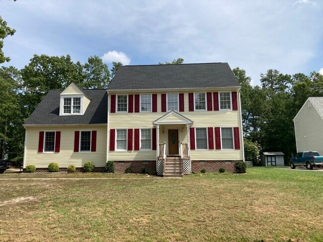 Building Photo - 5901 Tuskwillow Dr