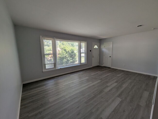 Photo - 11913 Bridgevale Ave Casa