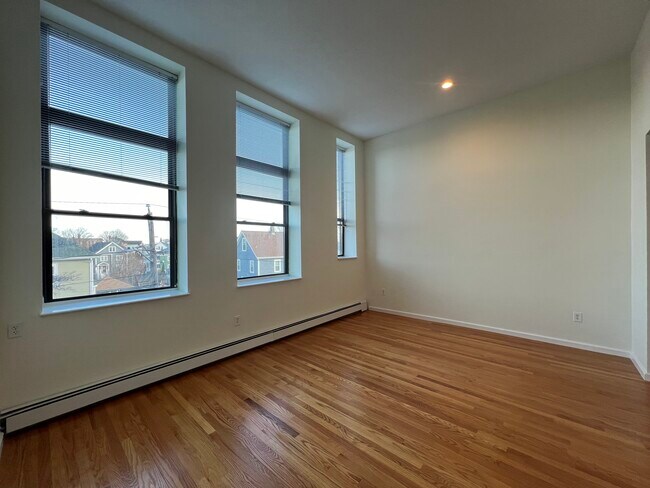 Photo - 80 Beaumont St Unit 204