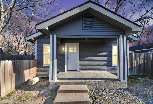 Photo - 3423 Beulah St