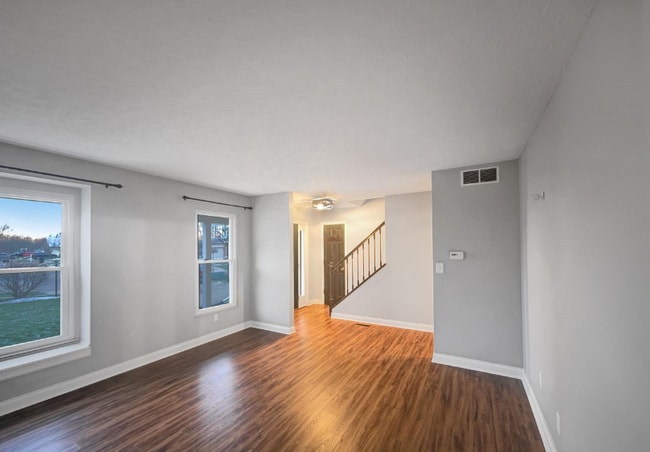 Photo - 50 Bentbrook Ct