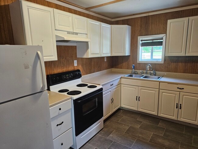 kitchen - 19 crabtree rd