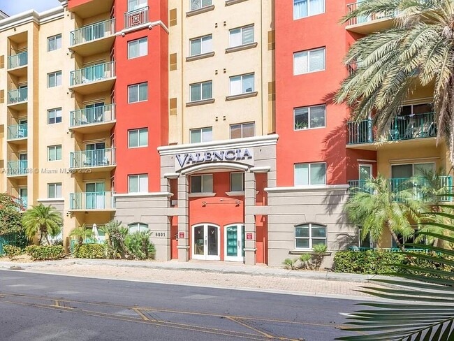 Photo - 6001 SW 70th St Unidad 229 Rental
