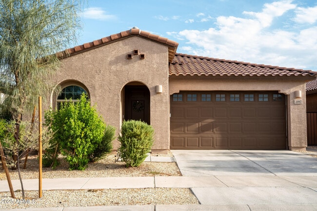 Building Photo - 2897 E Yuma Ave Rental