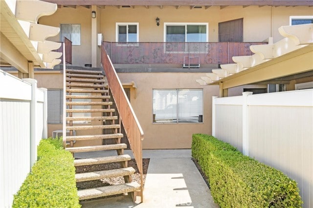 Building Photo - 650 Mariposa St Unit 3 Rental