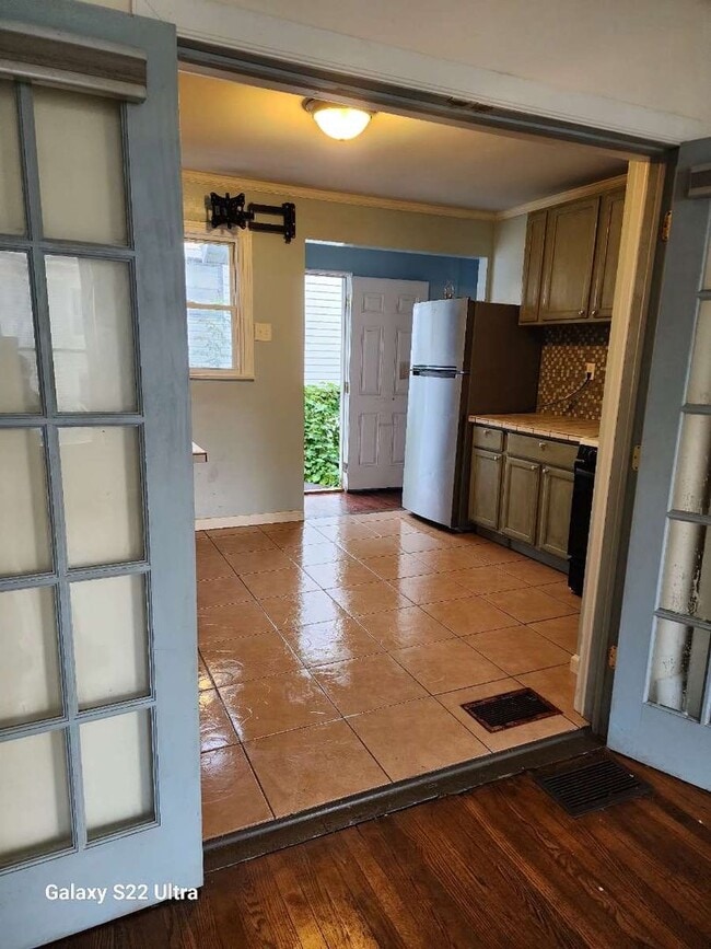 Photo - 5 BEDROOM HOUSE