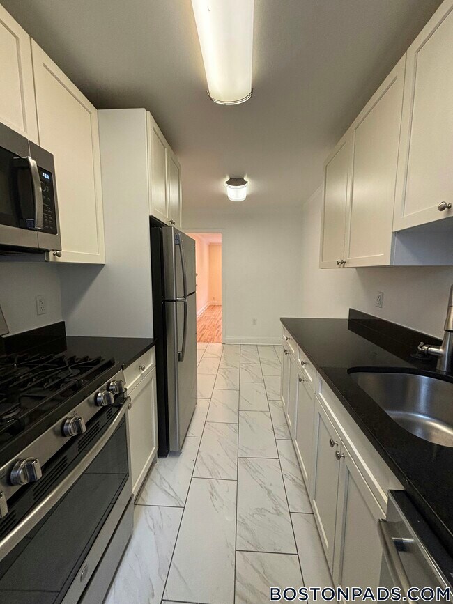 Photo - 84 St Paul St Unit 1