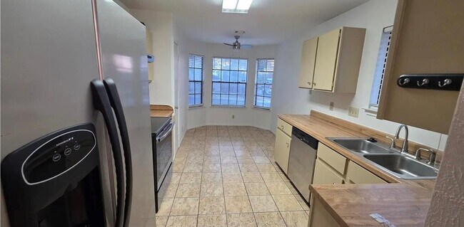 Photo - 1300 Tuffit Ln