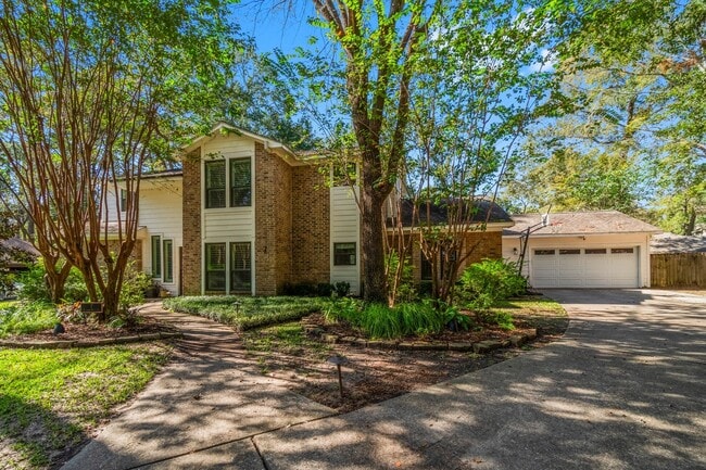 Photo - 7 Elwood Hills Ct