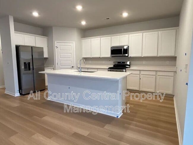 Photo - 15640 Tillane Pk Dr