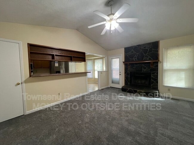 Photo - 5038 Linton Hall Rd