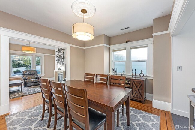 Photo - 45 Van Buren St