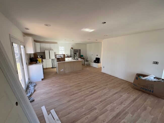 kitchen/living room - 2629 Heartwood Rd