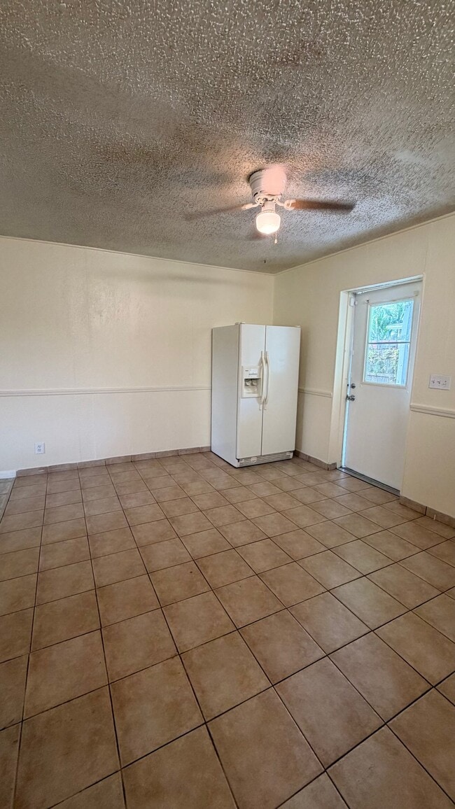 Photo - 1584 E Breezy Ln