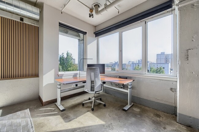 300 NW 8th Ave Unit 602